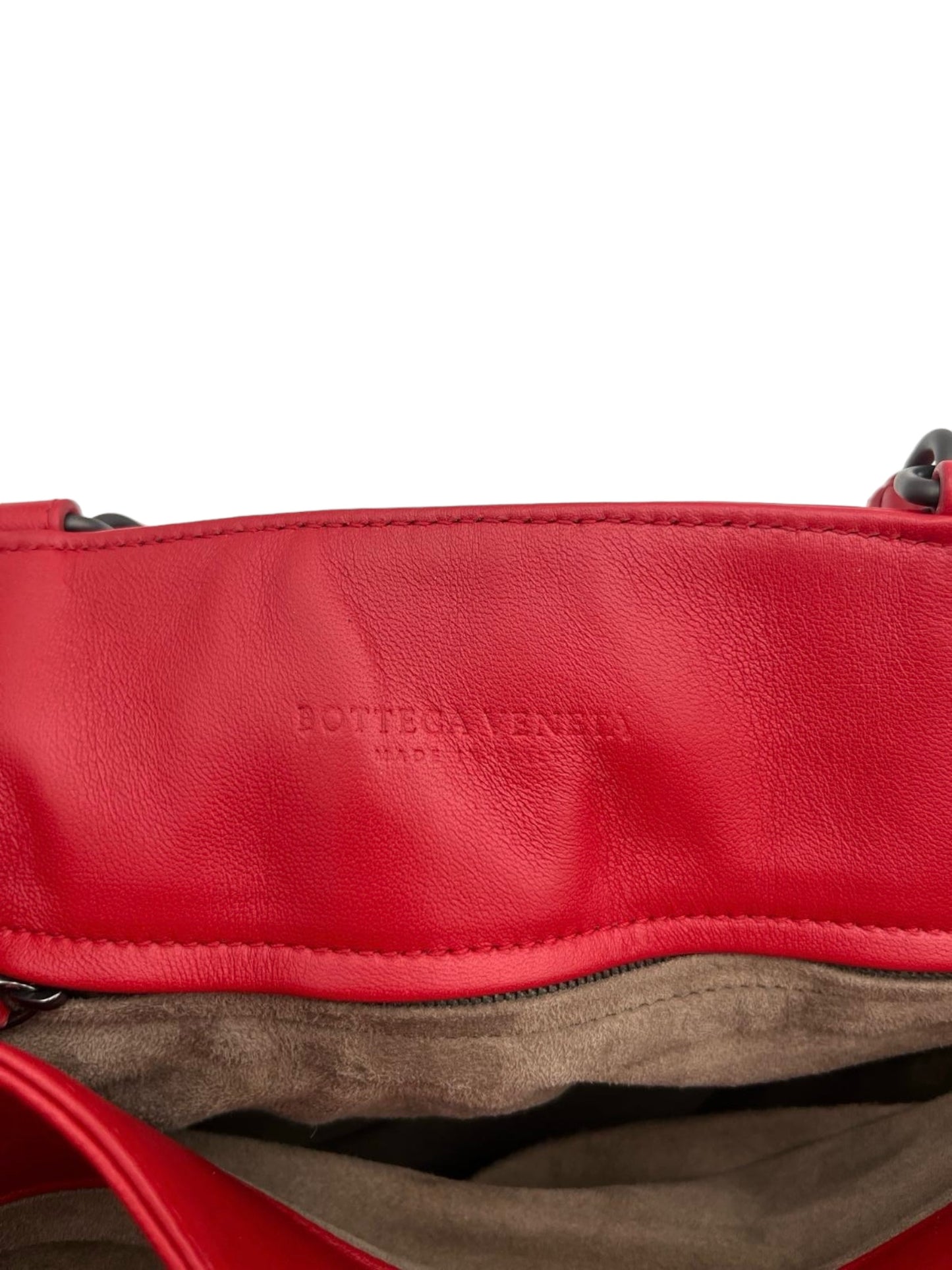 BOTTEGA VENETA INTRECCIATO MEDIUM ROMA TOTE RED