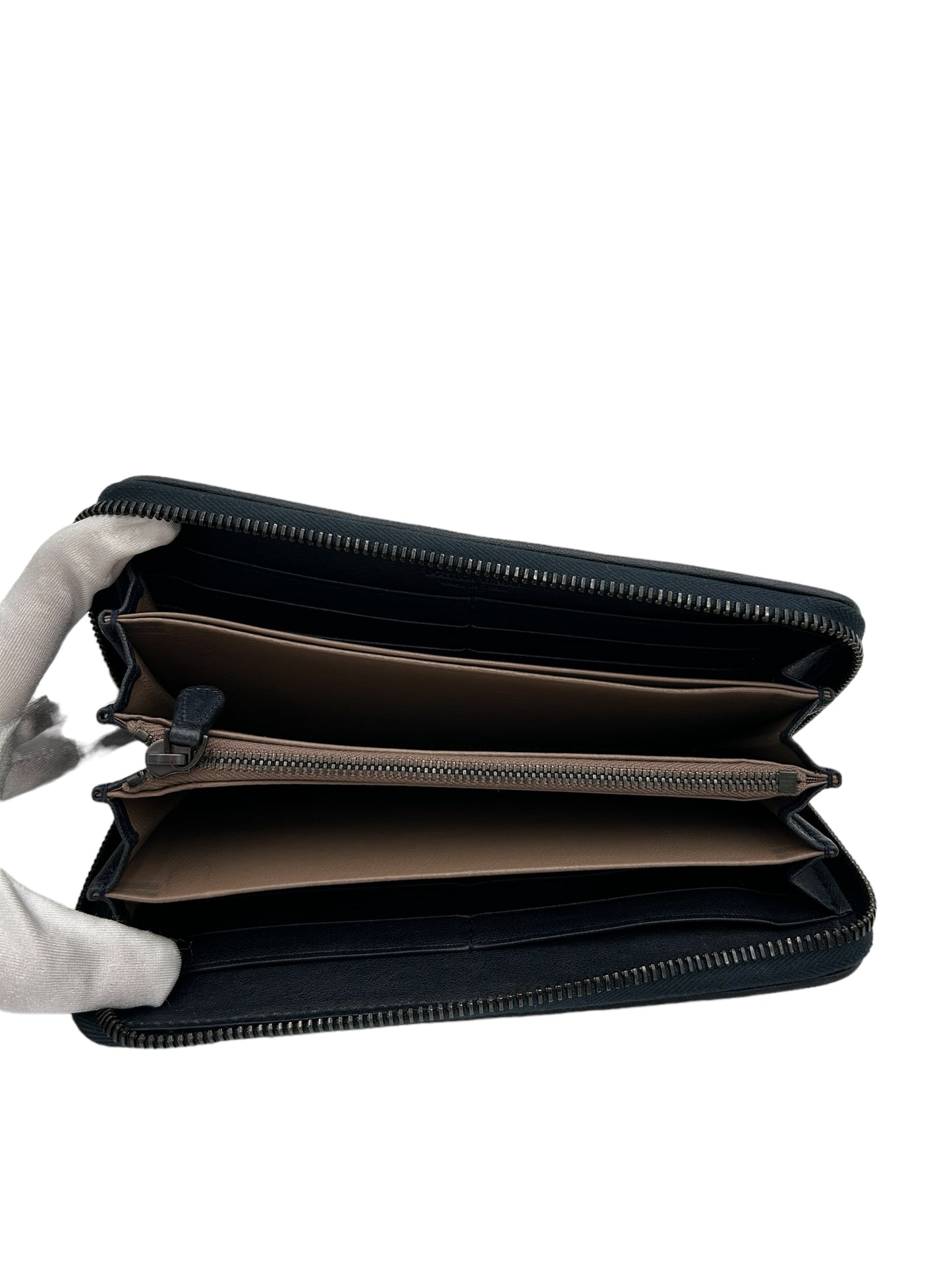 BOTTEGA VENETA INTRECCIATO LONG ZIPPY WALLET BLACK