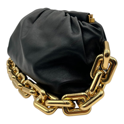 BOTTEGA VENETA LEATHER CHAIN POUCH BLACK