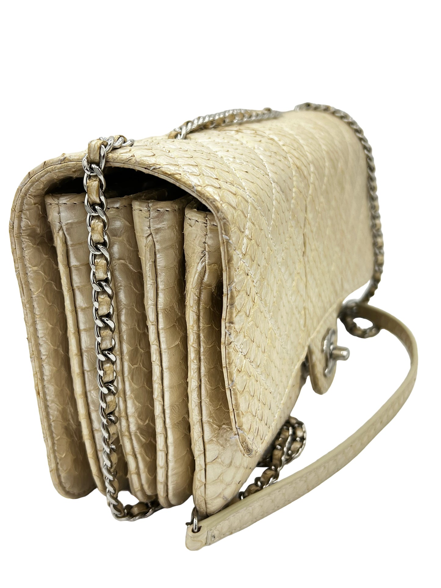 CHANEL LIGHT GOLD PYTHON IRIDESCENT QUILTED MEDIUM BAG