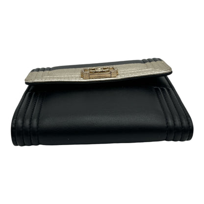 CHANEL BOY SHORT WALLET BLACK GOLD