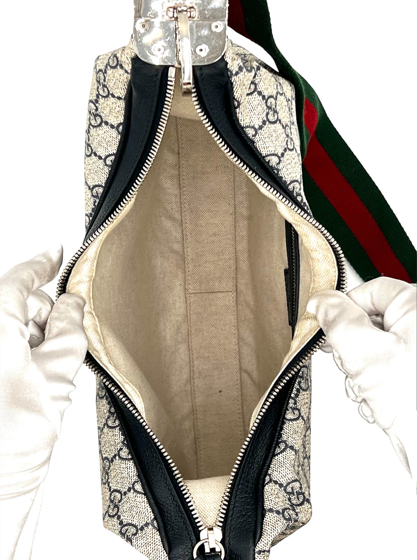 GUCCI- BOLSO DE HOMBRO GRANDE ATTACHE