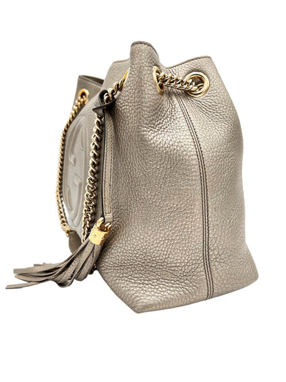 BOLSO DE HOMBRO SOHO CON CORREA DE CADENA PIEL MEDIANO GRIS