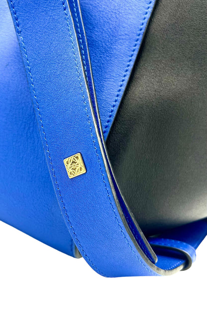 BOLSO DE MANO LOEWE HAMOCK DE PIEL EN AZUL Y NEGRO