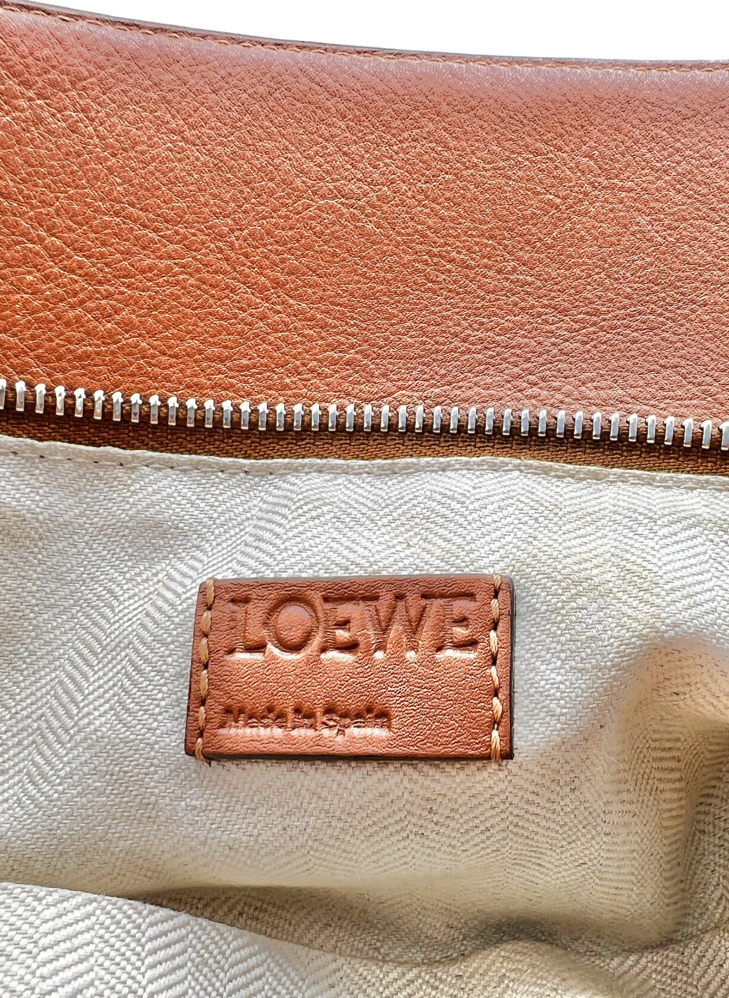 LOEWE PUZZLE MEDIUM LEATHER SHOULDER BAG TAN