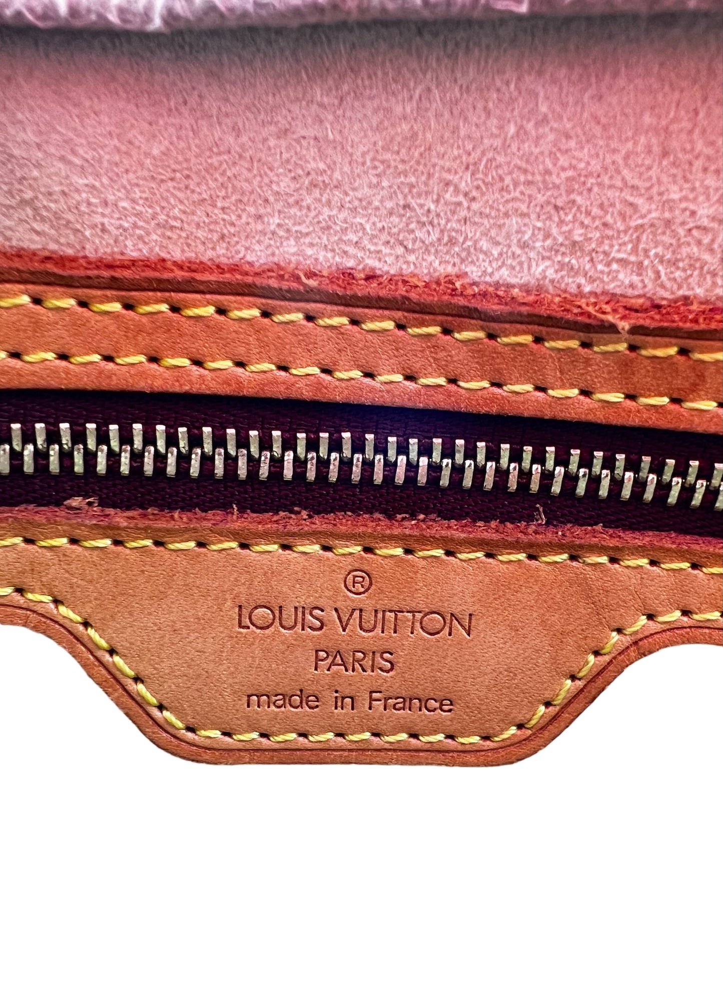 LOUIS VUITTON LOOPING MM MONOGRAM CANVAS