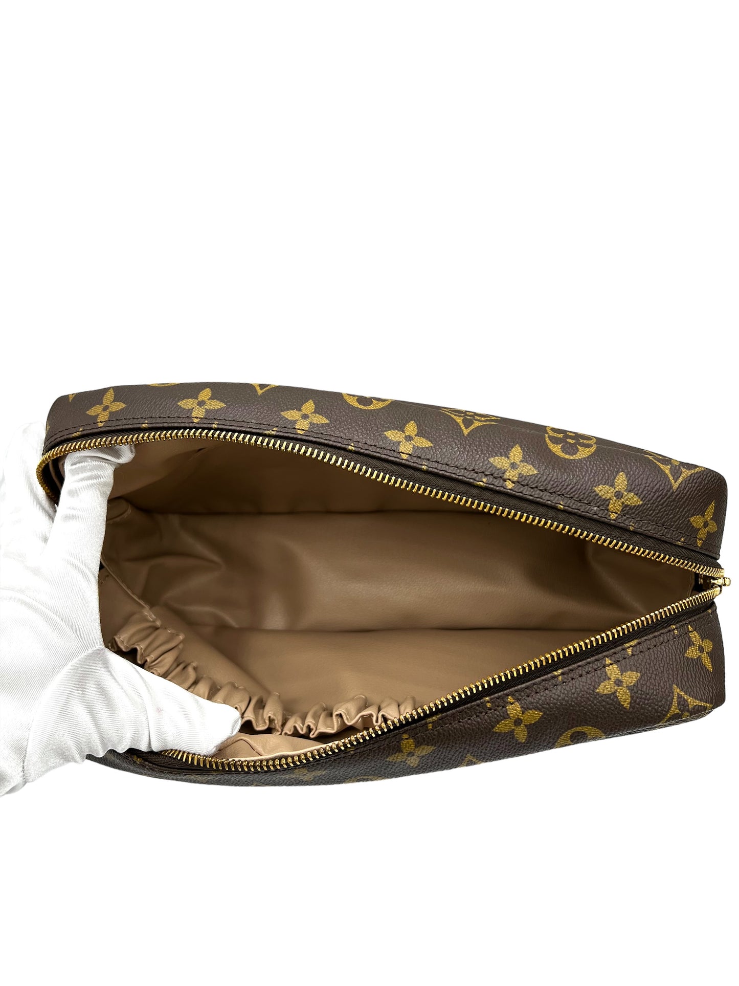 LOUIS VUITTON TROUSSE TOILETTE 28 COSMETICS POUCH