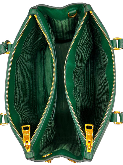 TOTE GALLERIA MEDIANO DE PIEL SAFFIANO LUX VERDE PRADA PRADA