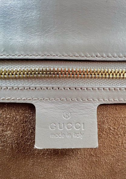 GUCCI- BOLSO DE MANO SYLVIE DE PIEL CON ASA SUPERIOR