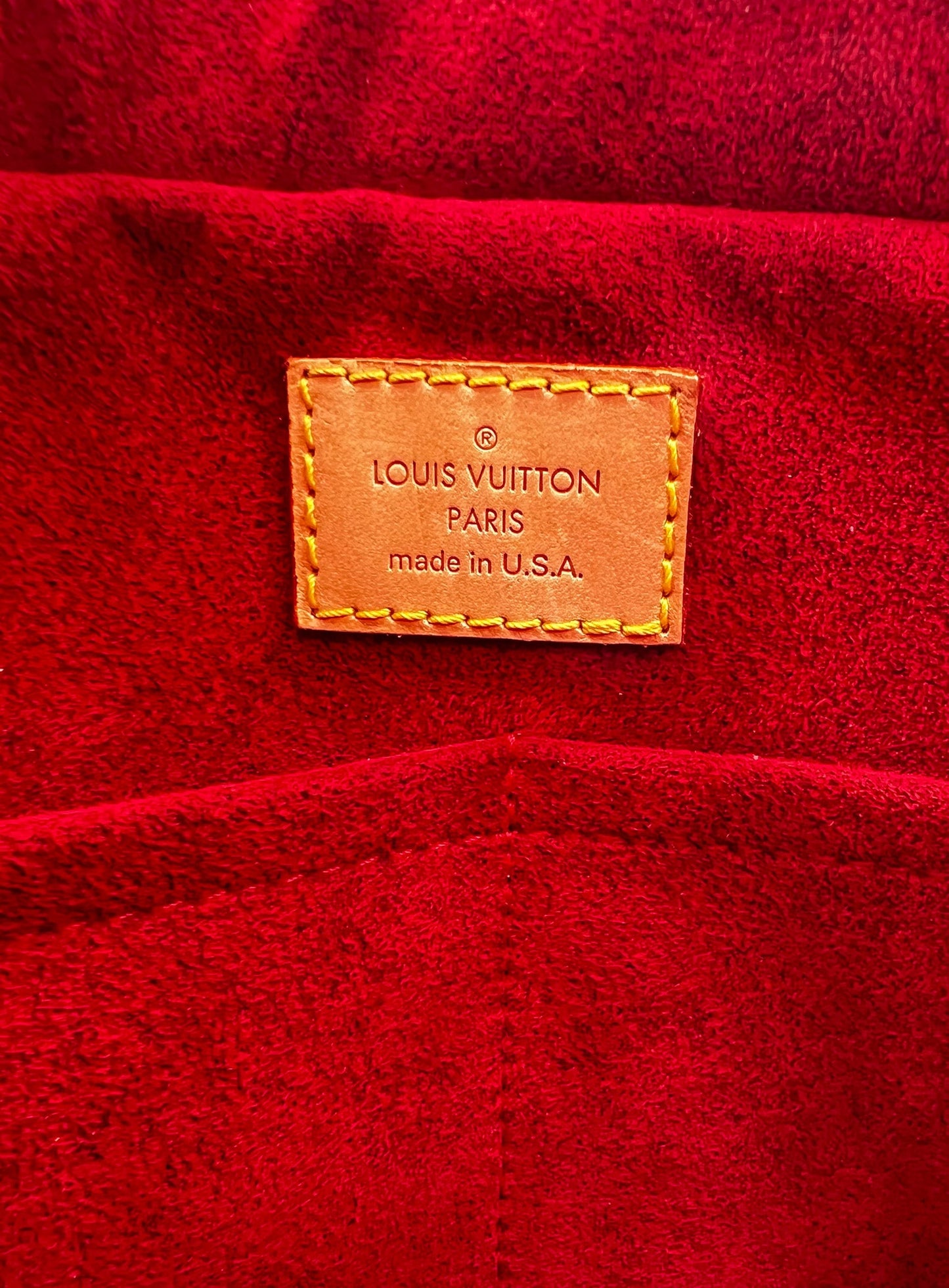 LOUIS VUITTON MULTIPLE CITE SHOULDER TOTE HANDBAG WITH RED INTERIOR