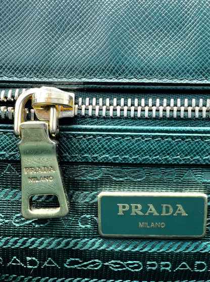 TOTE GALLERIA MEDIANO DE PIEL SAFFIANO LUX VERDE PRADA PRADA